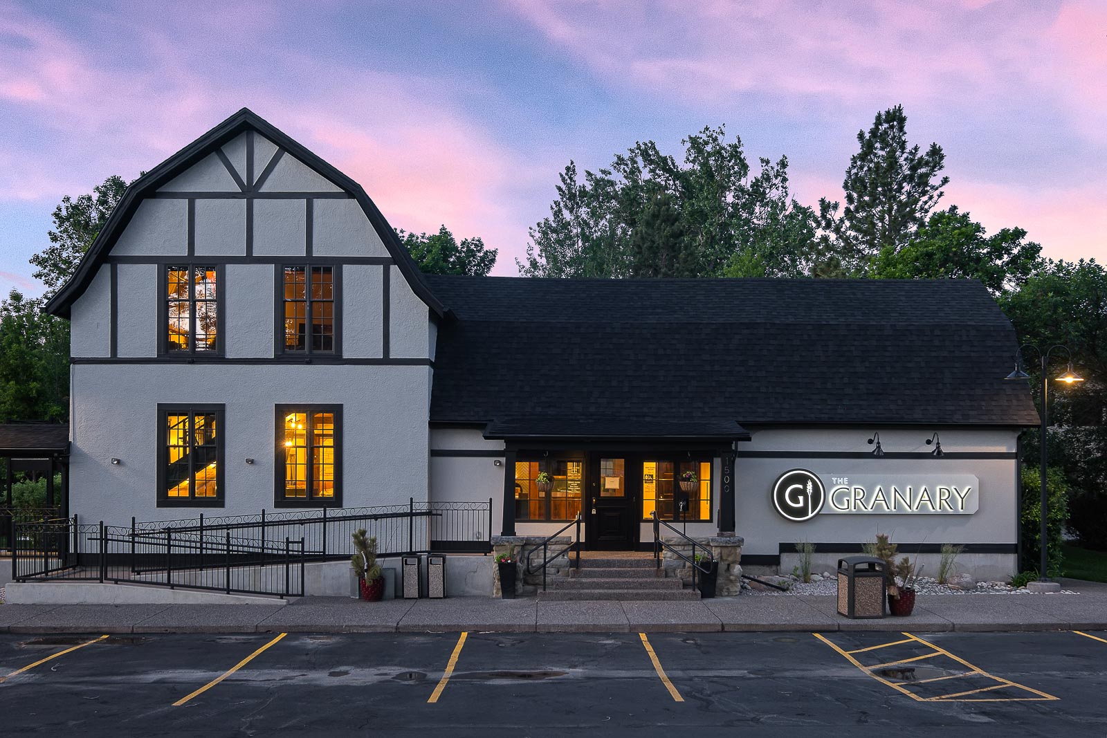 Photo of the Granary at night